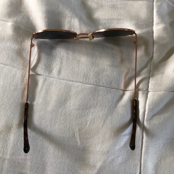 Black & Gold Sunglasses - Picture 2 of 5